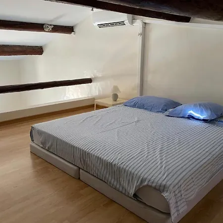Apartment L'authentique - Sur Le Port - Parking - Wifi